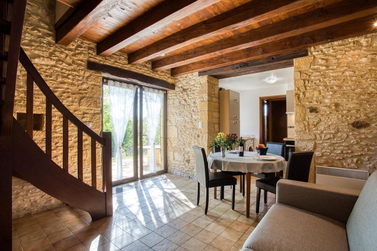 Combas Village De Gites Saint-Crepin-et-Carlucet Bagian luar foto